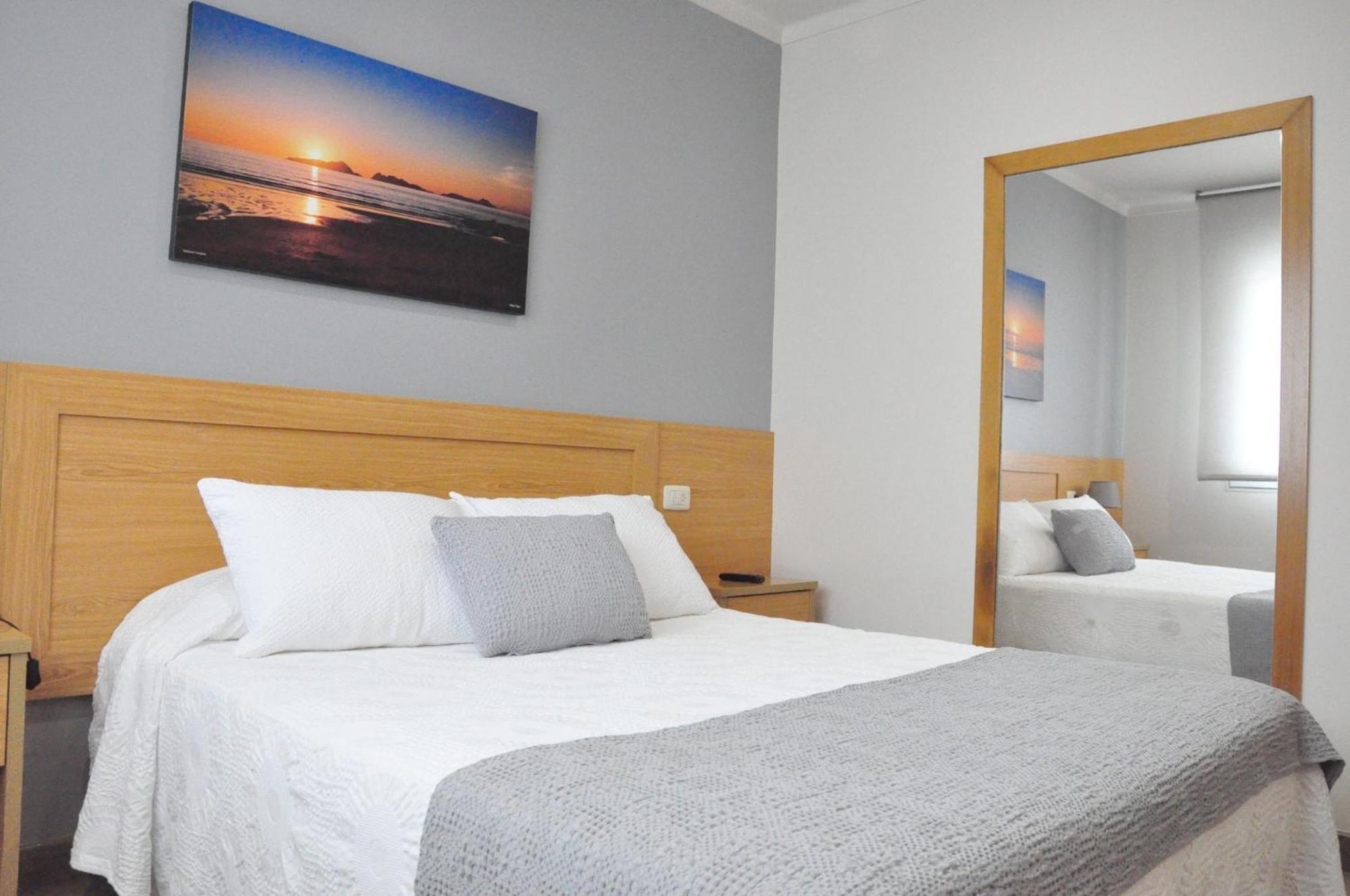 Hostal Paz Gondomar Exterior photo