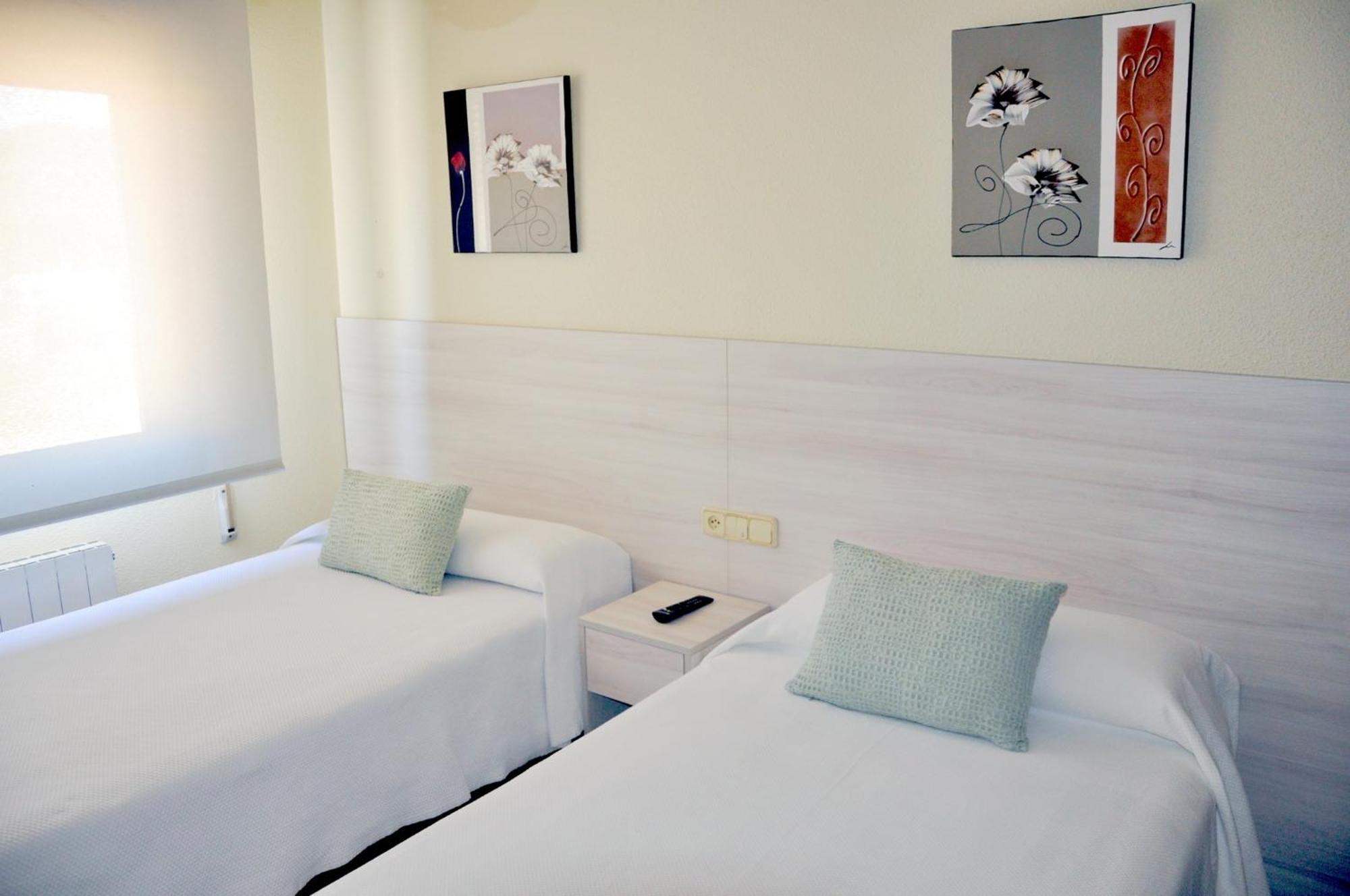 Hostal Paz Gondomar Exterior photo